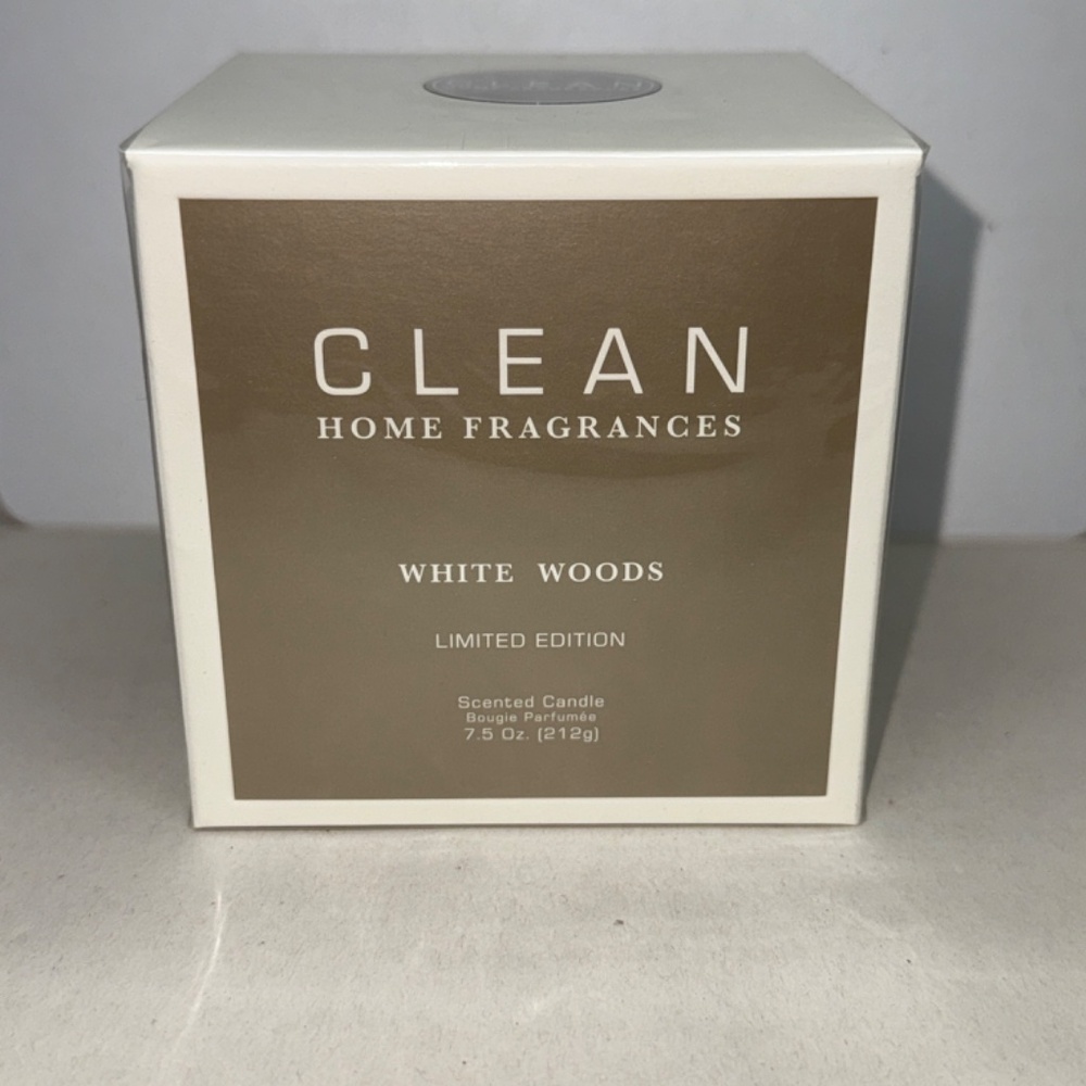 CLEAN Home Fragrances Limited Edition WHITE WOODS Scented Candle 7.5 oz SEALED